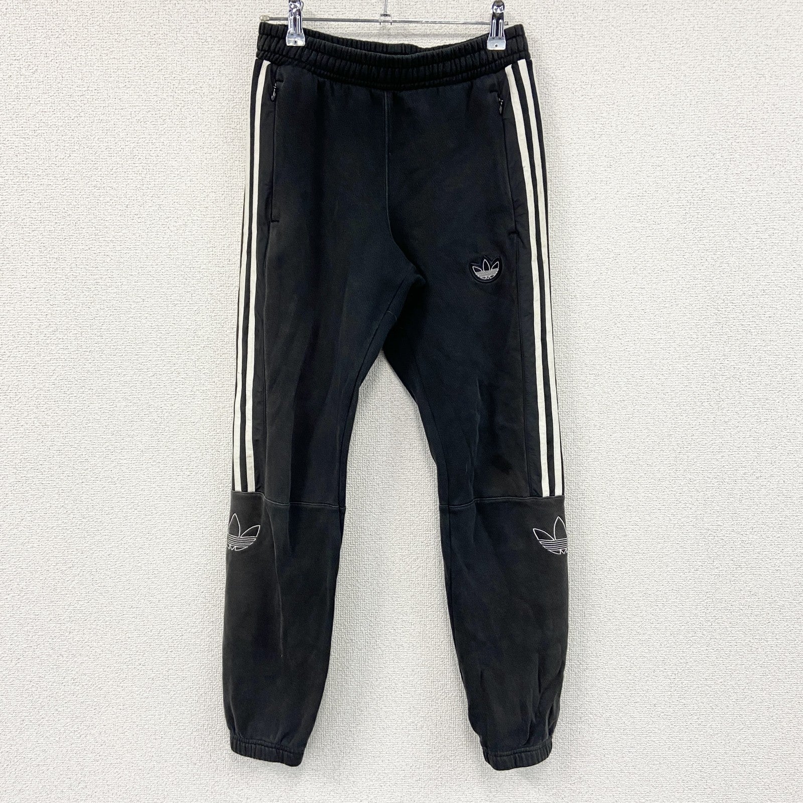 adidas　アディダス　スウェットパンツ　トレフォイルロゴ　デカロゴ　ワッペン　刺繍ロゴ　黒　ブラック　Mサイズ　古着
