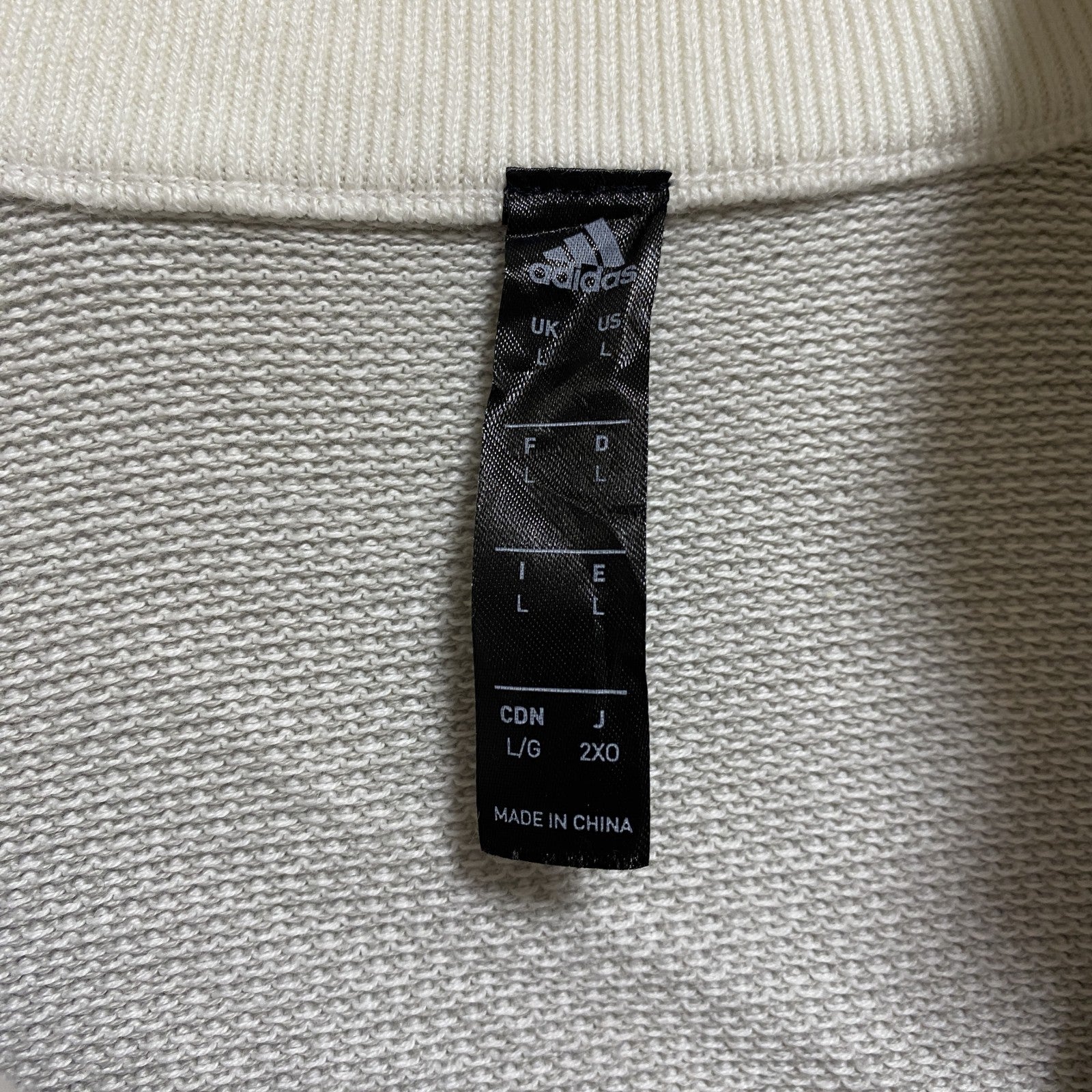 adidas　アディダス　長袖ハーフジップ薄手ニット　セーター　ワンポイント刺繍　バスケットボール　白　ホワイト　Lサイズ　古着