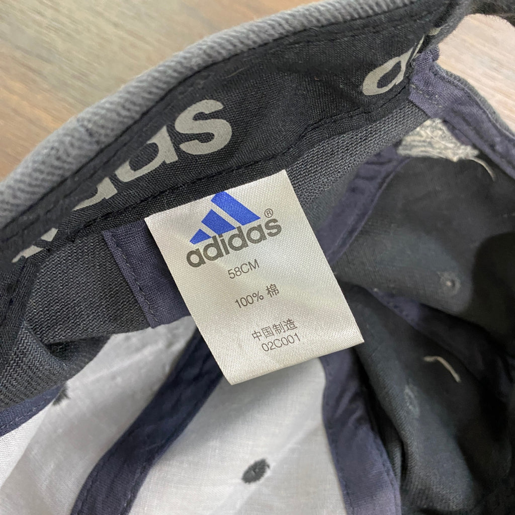 adidas　アディダス　6パネルキャップ　ベースボールキャップ　ダークグレー　　古着
