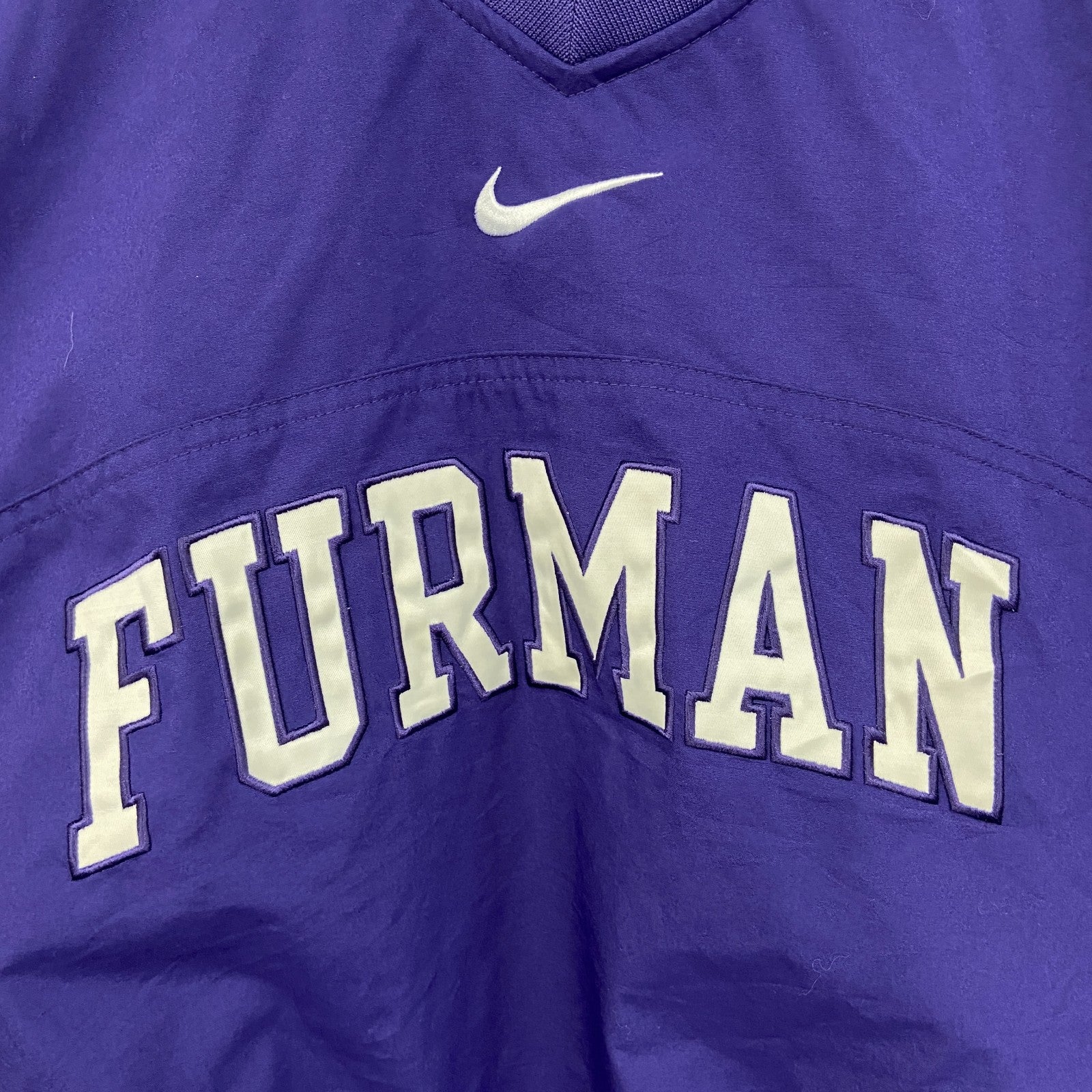 NIKE ナイキ ナイロンジャケット プルオーバー カレッジ 紫