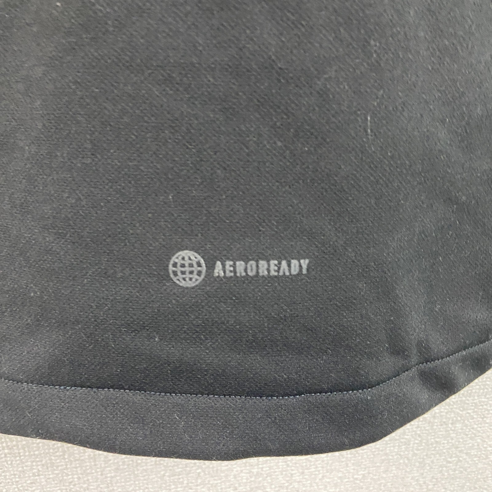 adidas　アディダス　AEROREADY　エアロレディ　ハーフジップスウェットパーカー/フーディー　黒　ブラック　Ｍサイズ　古着