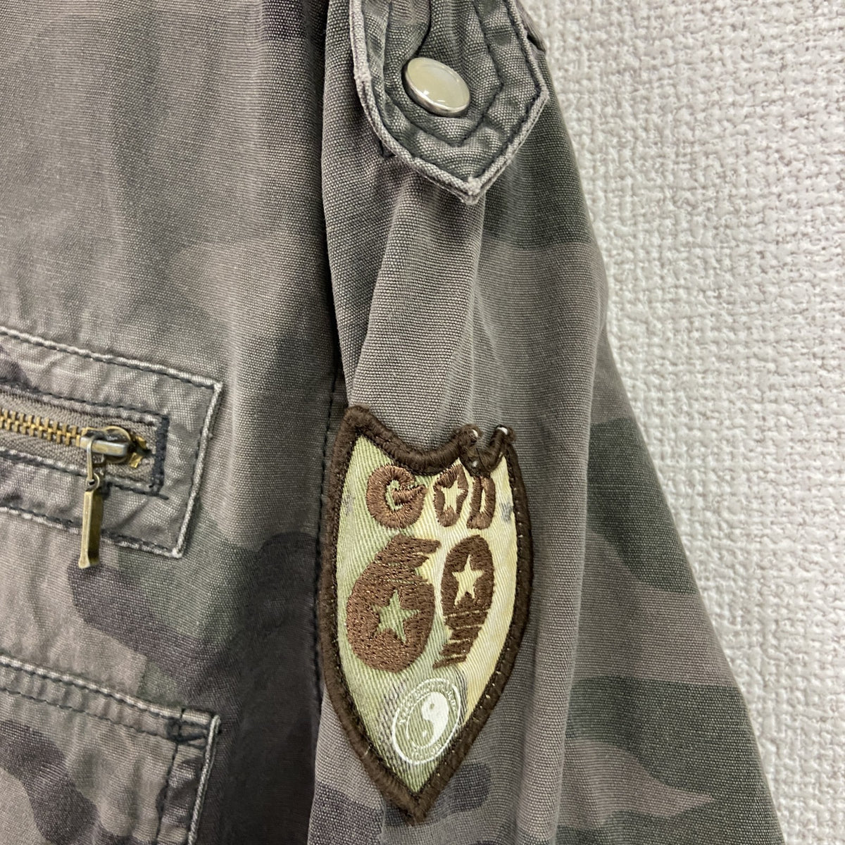 T&C SURF DESIGNS　ミリタリージャケット　カモフラ　迷彩　Lサイズ ミリタリーアウター メンズ コットン 古着