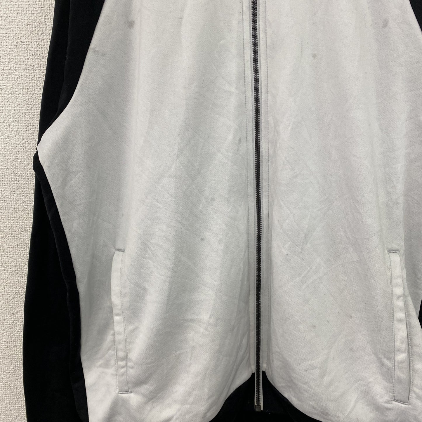 adidas　アディダス　トラックジャケット/ジャージ　パフォーマンスロゴ　白　ホワイト　Lサイズ