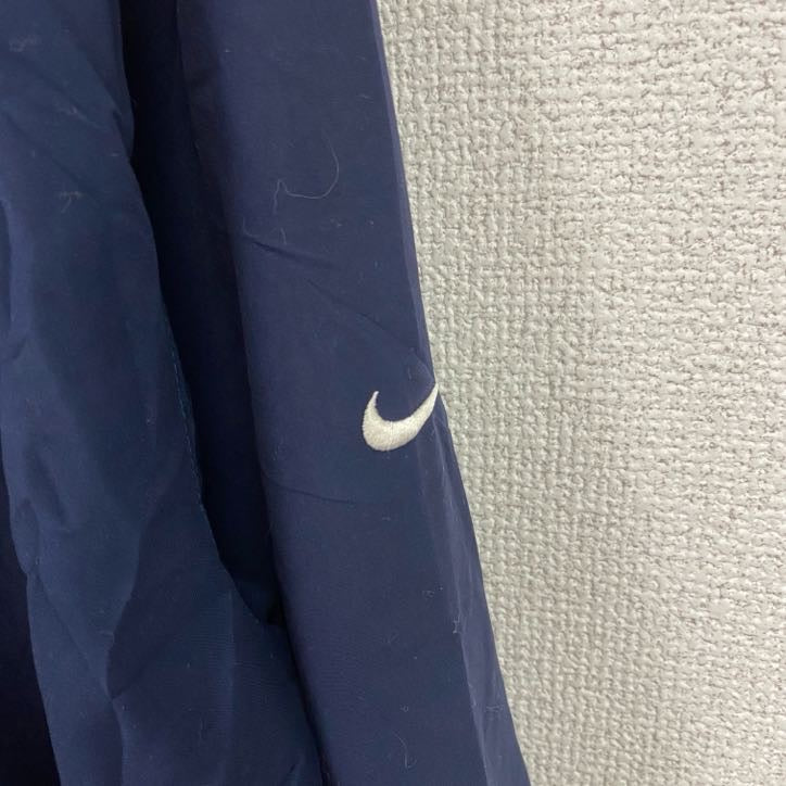 NIKE　ナイキ　ナイロンジャケット　プルオーバー　無地　刺繡ロゴ　紺　ネイビー　2XLサイズ