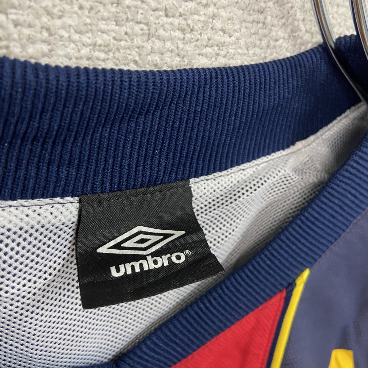 UMBRO　アンブロ　プルオーバージャケット　ピステ　デカロゴ　紺　ネイビー　Mサイズ　古着