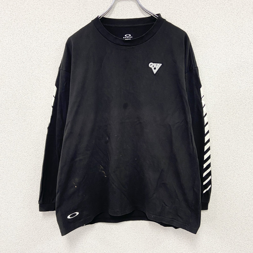 OAKLEY　オークリー　長袖Tシャツ/ロンT　黒　ブラック　Lサイズ　古着