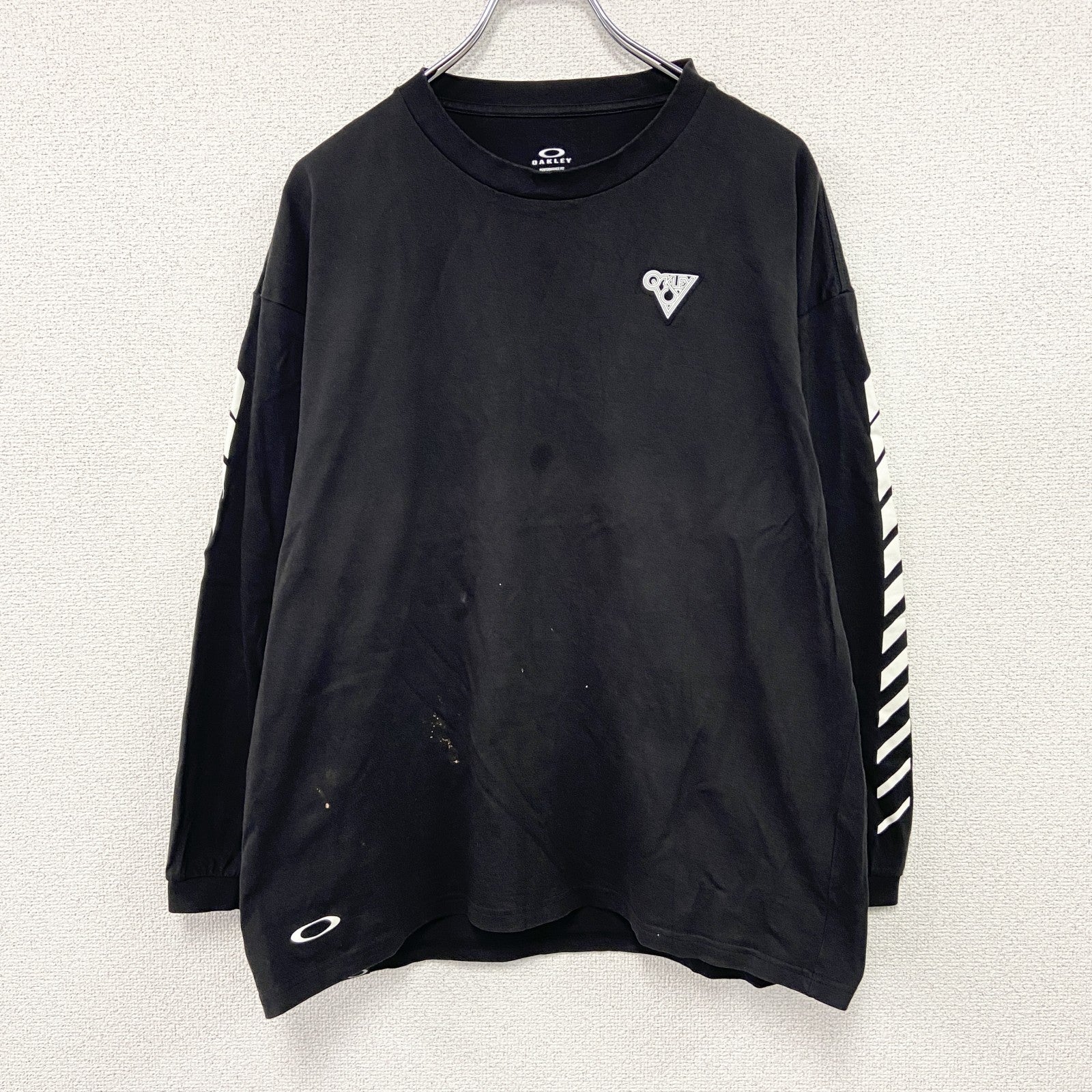 OAKLEY　オークリー　長袖Tシャツ/ロンT　黒　ブラック　Lサイズ　古着