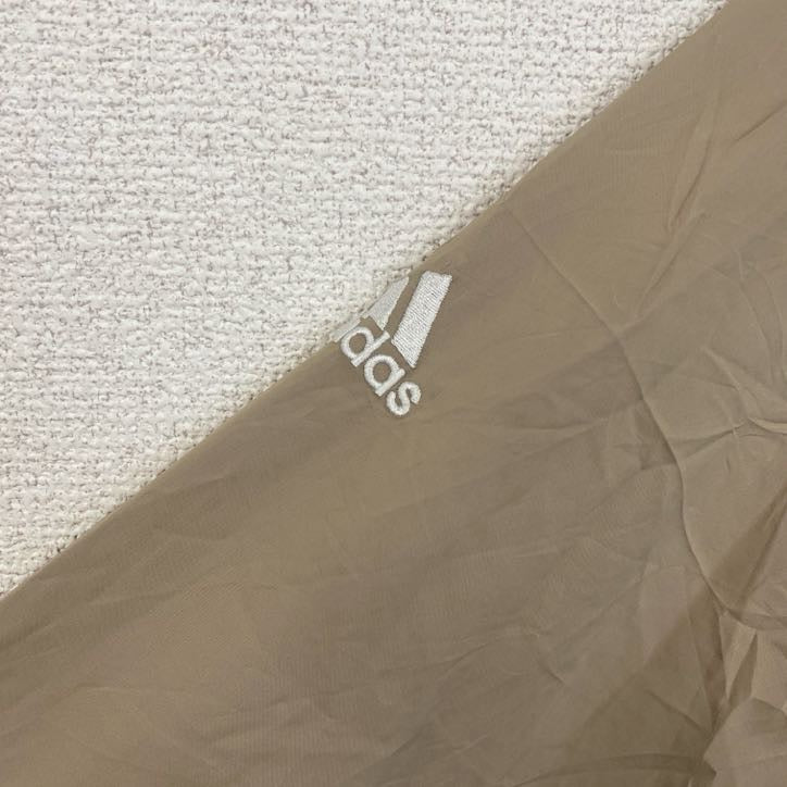 adidas　アディダス　プルオーバーナイロンジャケット　タグ付き　ベージュ　2XLサイズ