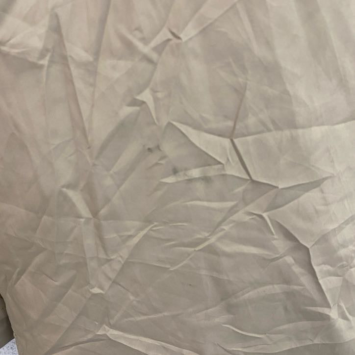 adidas　アディダス　プルオーバーナイロンジャケット　タグ付き　ベージュ　2XLサイズ