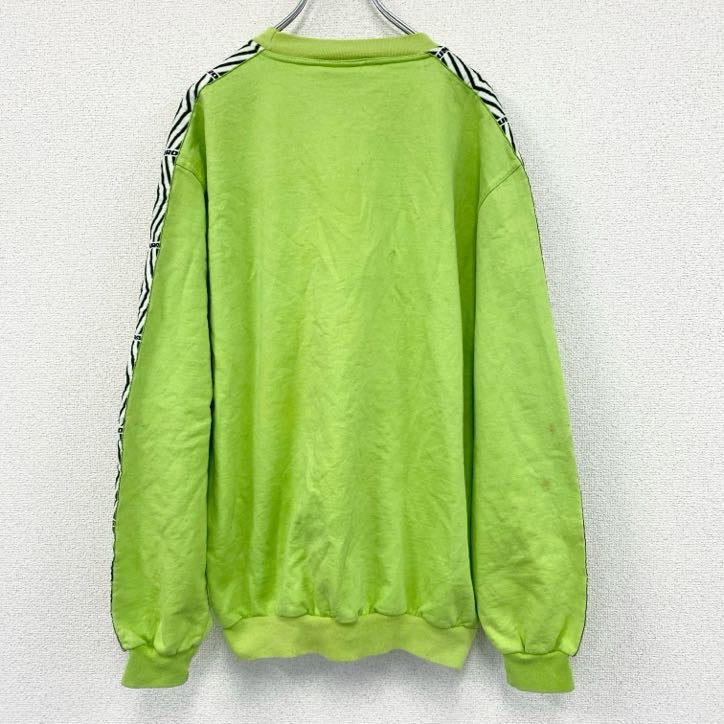 90s～　UMBRO　スウェット/トレーナー　デカロゴ　ヴィンテージ　黄色　イエロー　XLサイズ　古着