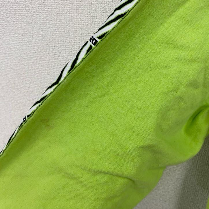 90s～　UMBRO　スウェット/トレーナー　デカロゴ　ヴィンテージ　黄色　イエロー　XLサイズ　古着
