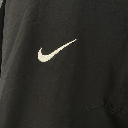 NIKE　ナイキ　DRI‐FIT　半袖　ハーフジップナイロンジャケット　スウッシュロゴ　黒　ブラック　XLサイズ