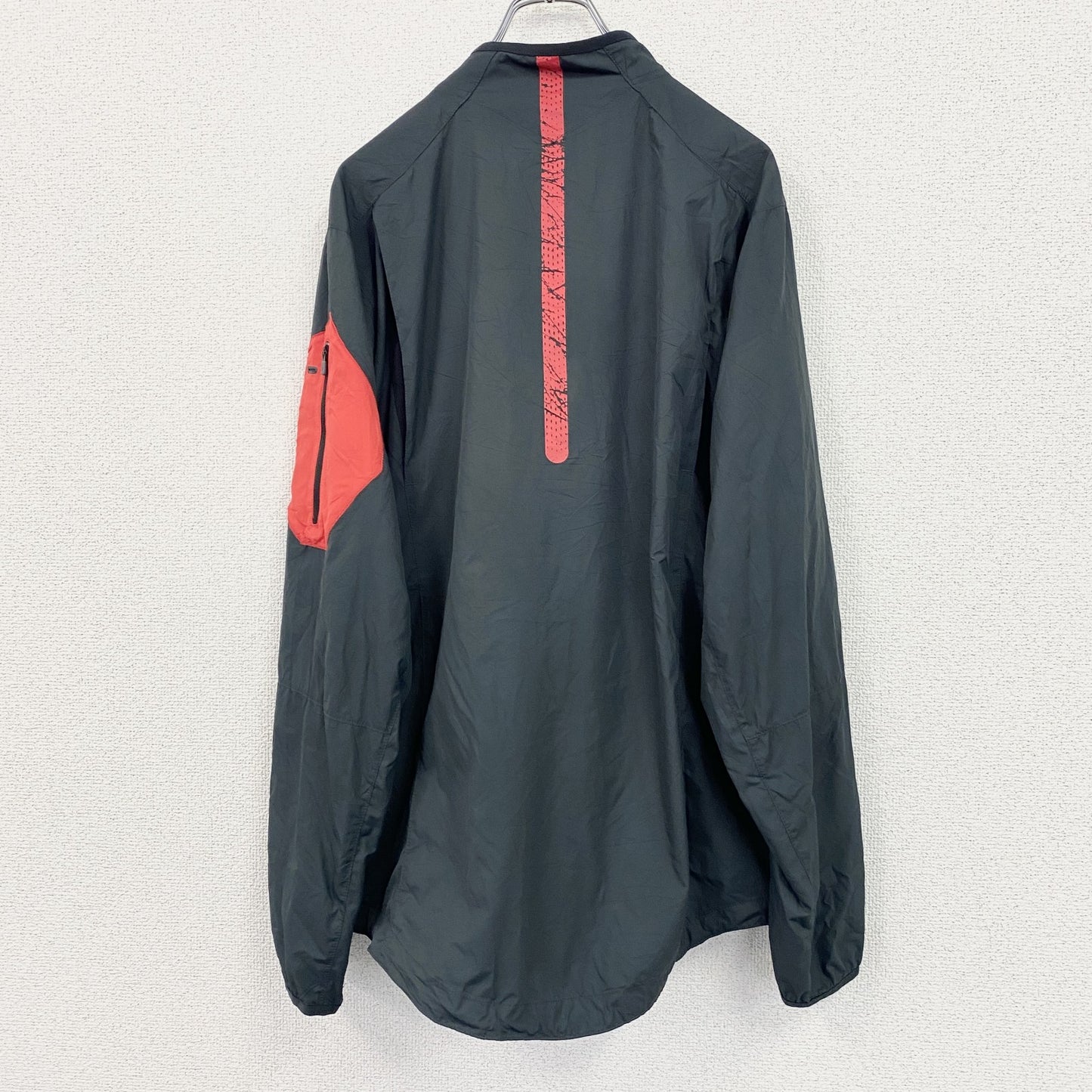 NIKE　ナイキ　フルジップナイロンジャケット　黒　ブラック　Mサイズ