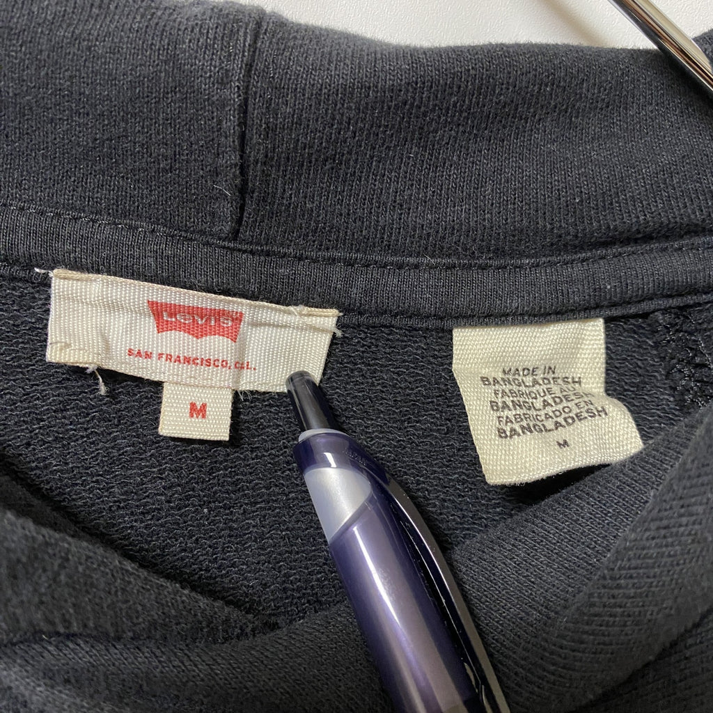 LEVI'S リーバイス 長袖ロゴプリントプルオーバーパーカー　フーディー　レトロデザイン　ブラック　Mサイズ　古着