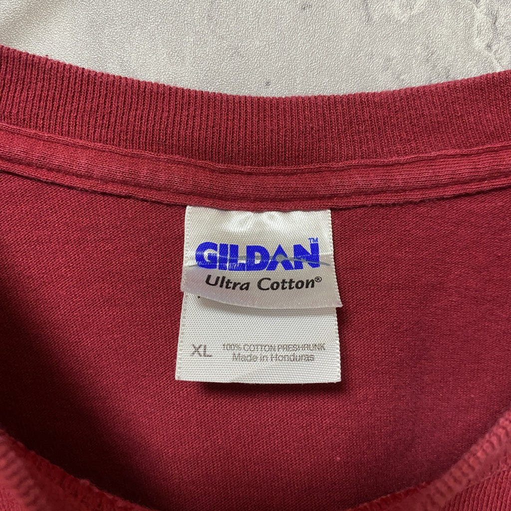 GILDAN ギルダン　半袖プリントTシャツ　赤　レッド　レトロ　アメフト　フィエスタボウル　2011　XLサイズ　古着
