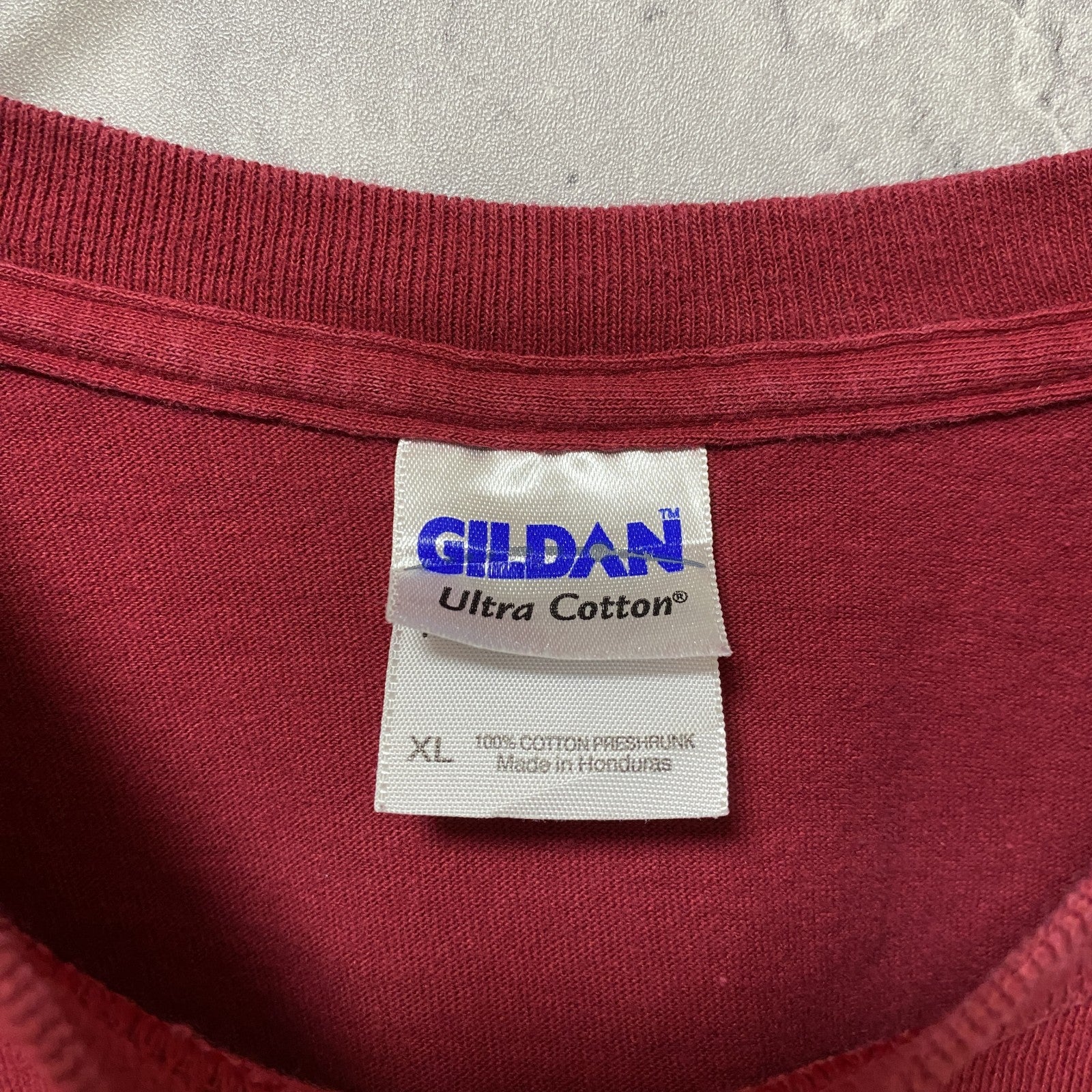 GILDAN ギルダン　半袖プリントTシャツ　赤　レッド　レトロ　アメフト　フィエスタボウル　2011　XLサイズ　古着