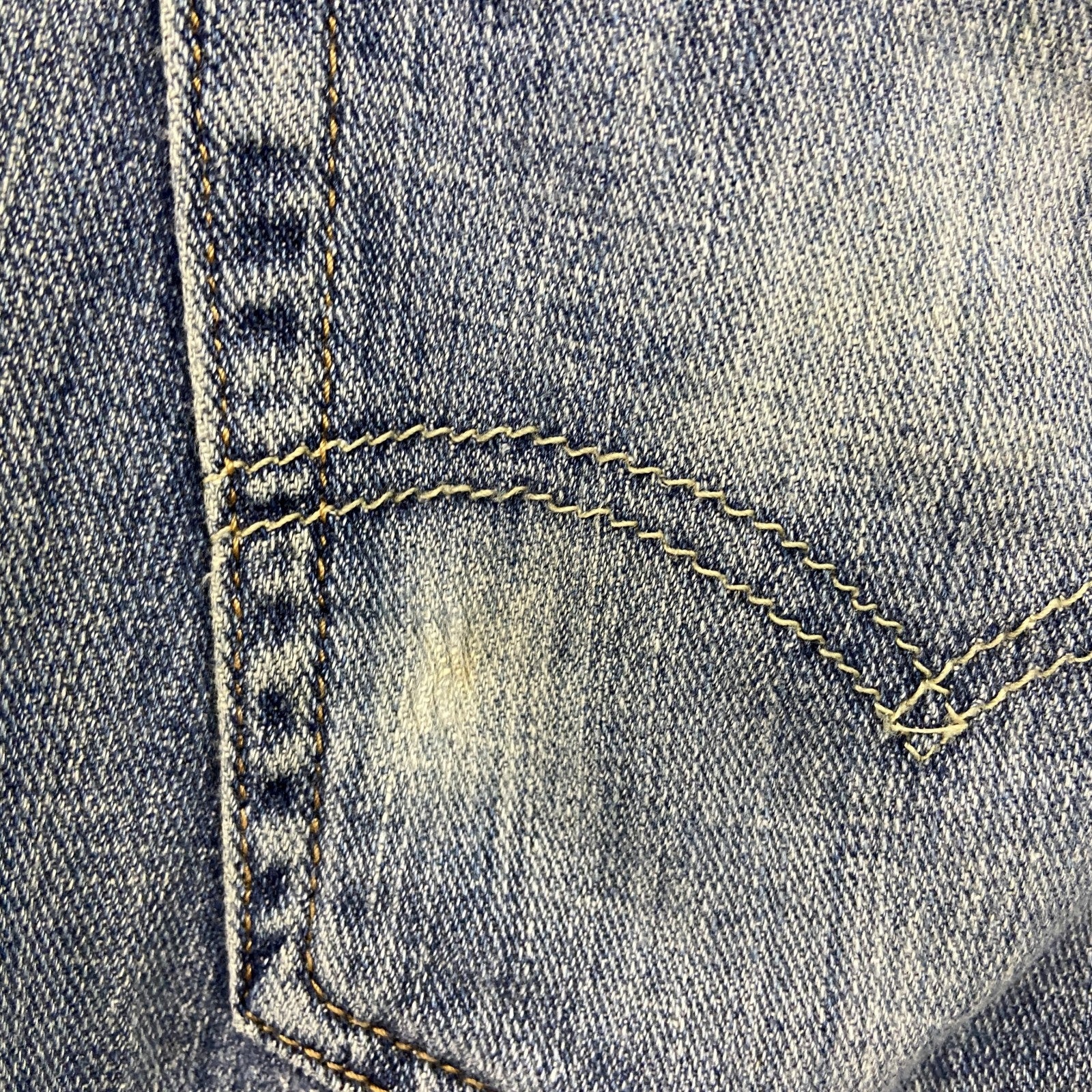 Levi’s　リーバイス　514　デニムパンツ/ジーンズ　ジップフライ　縦落ち　インディゴ　W32サイズ　古着