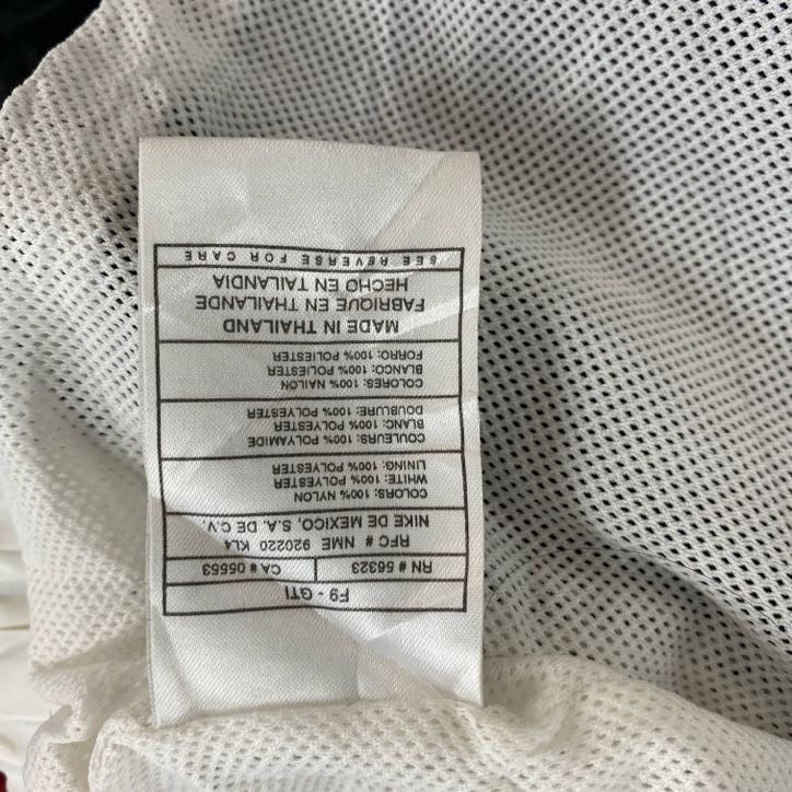 90s　NIKE　ナイキ　ナイロンジャケット　ヴィンテージ　黒　ブラック　Lサイズ