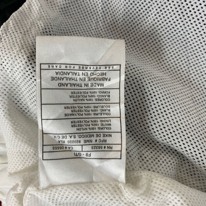 90s　NIKE　ナイキ　ナイロンジャケット　ヴィンテージ　黒　ブラック　Lサイズ