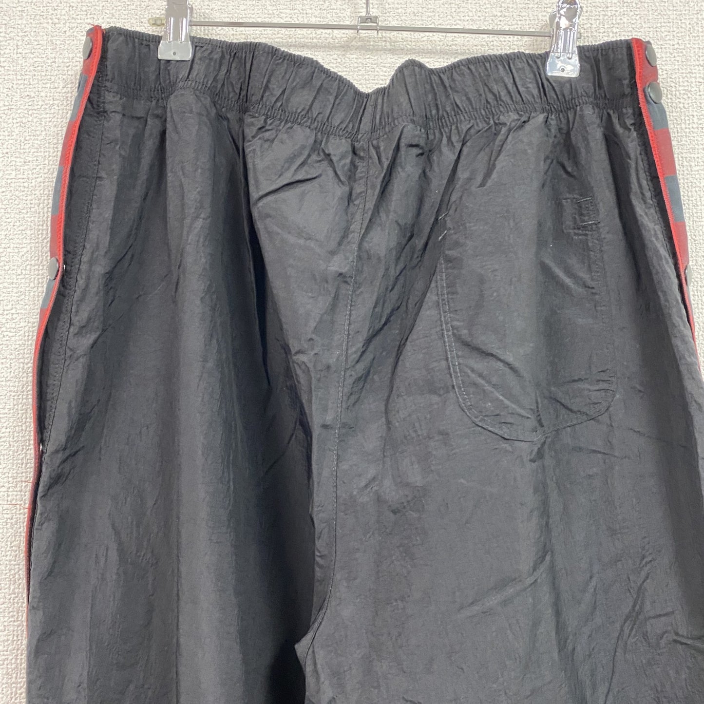 NIKE　ナイキ　ナイロンパンツ　トラックパンツ　ジャージパンツ　黒　ブラック　2XLサイズ