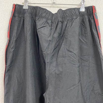 NIKE　ナイキ　ナイロンパンツ　トラックパンツ　ジャージパンツ　黒　ブラック　2XLサイズ