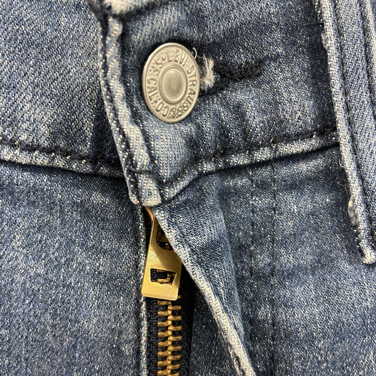 Levi’s　リーバイス　541　デニムパンツ/ジーンズ　ジップフライ　縦落ち　インディゴ　W32サイズ　古着