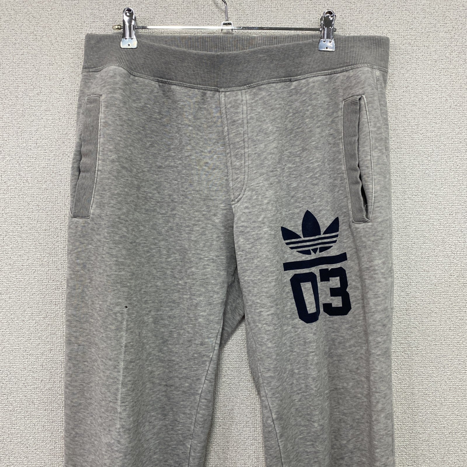 adidas　アディダス　スウェットパンツ　イージーパンツ　デカロゴ　トレフォイルロゴ　灰色　グレー　　古着