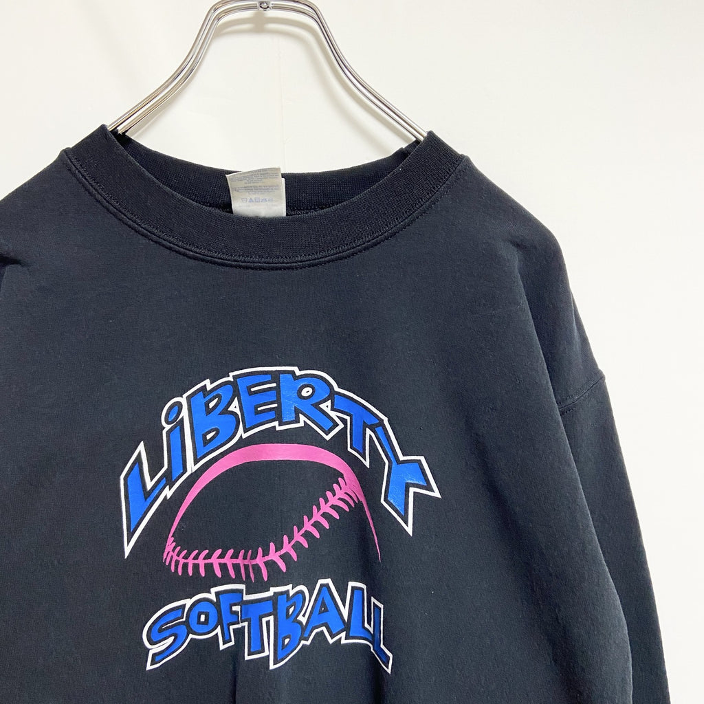 GILDAN　ギルダン　長袖プリントスウェット　クルーネックトレーナー　ソフトボール　黒　ブラック　レトロデザイン　Sサイズ　古着