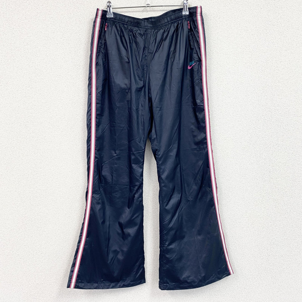 NIKE　ナイキ　トラックパンツ　タグ付き　未使用品　紺　ネイビー　XLサイズ　古着