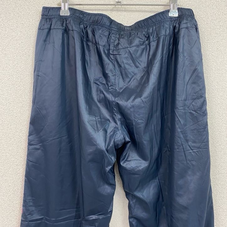 NIKE　ナイキ　トラックパンツ　タグ付き　未使用品　紺　ネイビー　XLサイズ　古着
