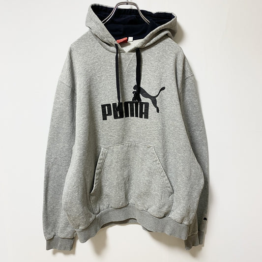 古着 used　puma プーマ　長袖ロゴプリントパーカー　フード付きトレーナー　グレー　灰色　秋冬服　Lサイズ