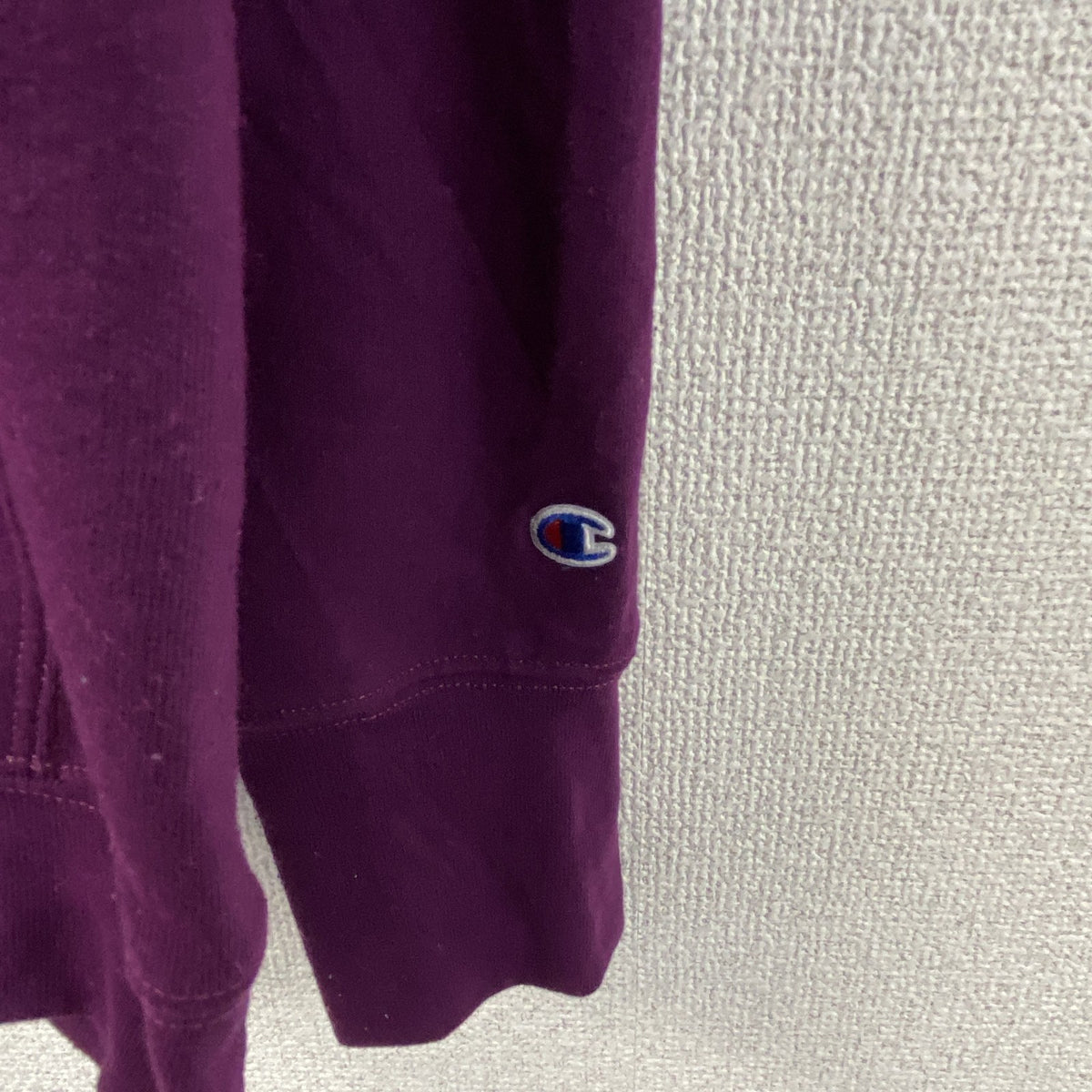 champion　チャンピオン　スウェットパーカー/フーディ　ラグランスリーブ　ワッペン　現行　紫　パープル　Lサイズ　古着