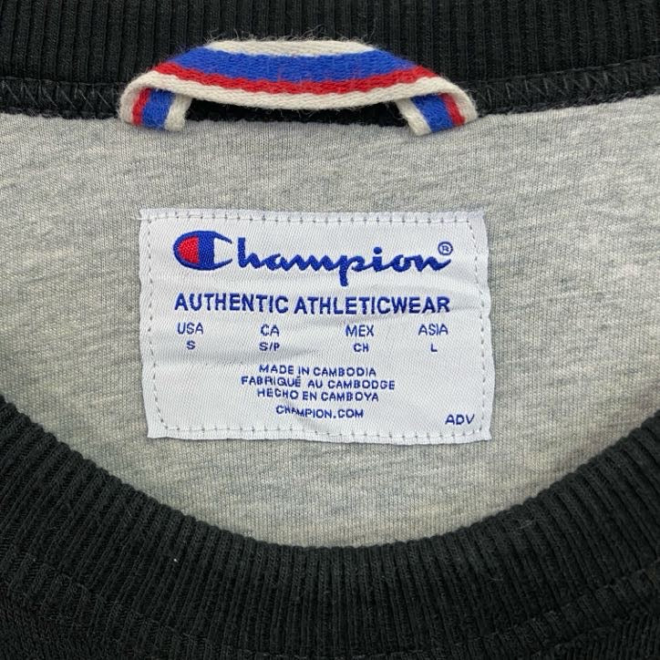Champion　チャンピオン　スウェット/トレーナー　デカロゴ　刺繍ロゴ　現行　黒　ブラック　Lサイズ　古着