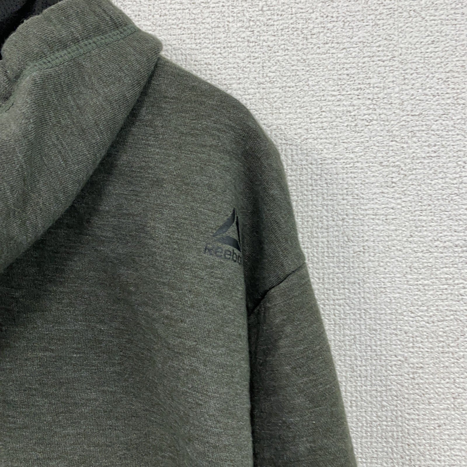 Reebok　リーボック　スウェットパーカー/フーディー　デカロゴ　灰色　グレー　2XLサイズ　古着