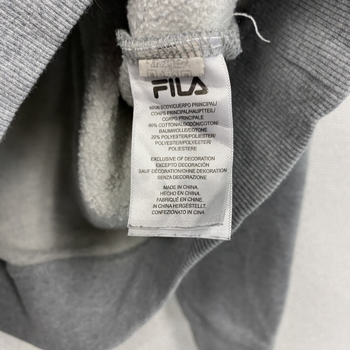 FILA　フィラ　スウェット/トレーナー　前V　刺繍ロゴ　ワンポイント　スポーツミックス　ストリート　灰色　グレー　Lサイズ　古着
