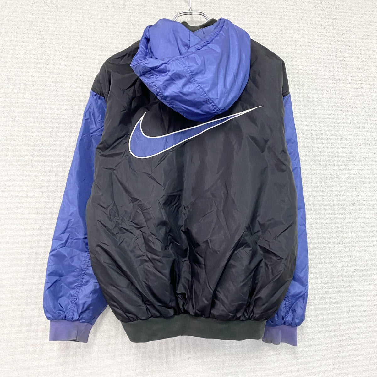 90s　NIKE　ナイキ　ナイロンジャケット/スタジャン　黒　ブラック　紫　パープル　Mサイズ　古着