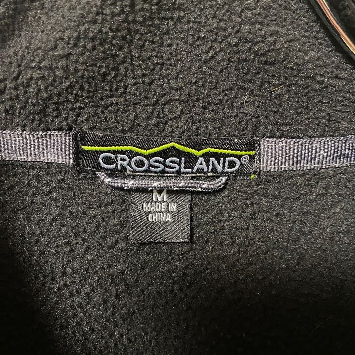 CROSSLAND　フリースジャケット/ボアジャケット　刺繍ロゴ　ワンポイント　ハイネック　黒　ブラック　Mサイズ　古着