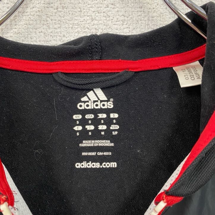 adidas　アディダス　ナイロンジャケット　フルジップ　黒　ブラック　Sサイズ　古着