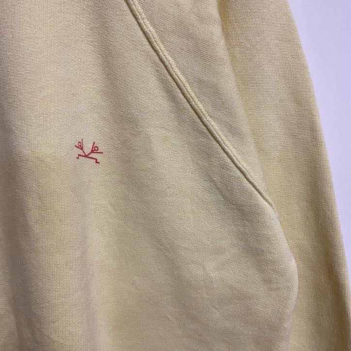 90s　長袖ワンポイント刺繍スウェット　トレーナー　黄色　イエロー　クルーネック　ラグランスリーブ　ヴィンテージ　Sサイズ　古着