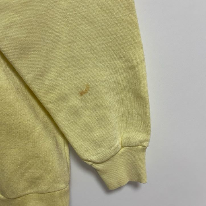 90s　長袖ワンポイント刺繍スウェット　トレーナー　黄色　イエロー　クルーネック　ラグランスリーブ　ヴィンテージ　Sサイズ　古着