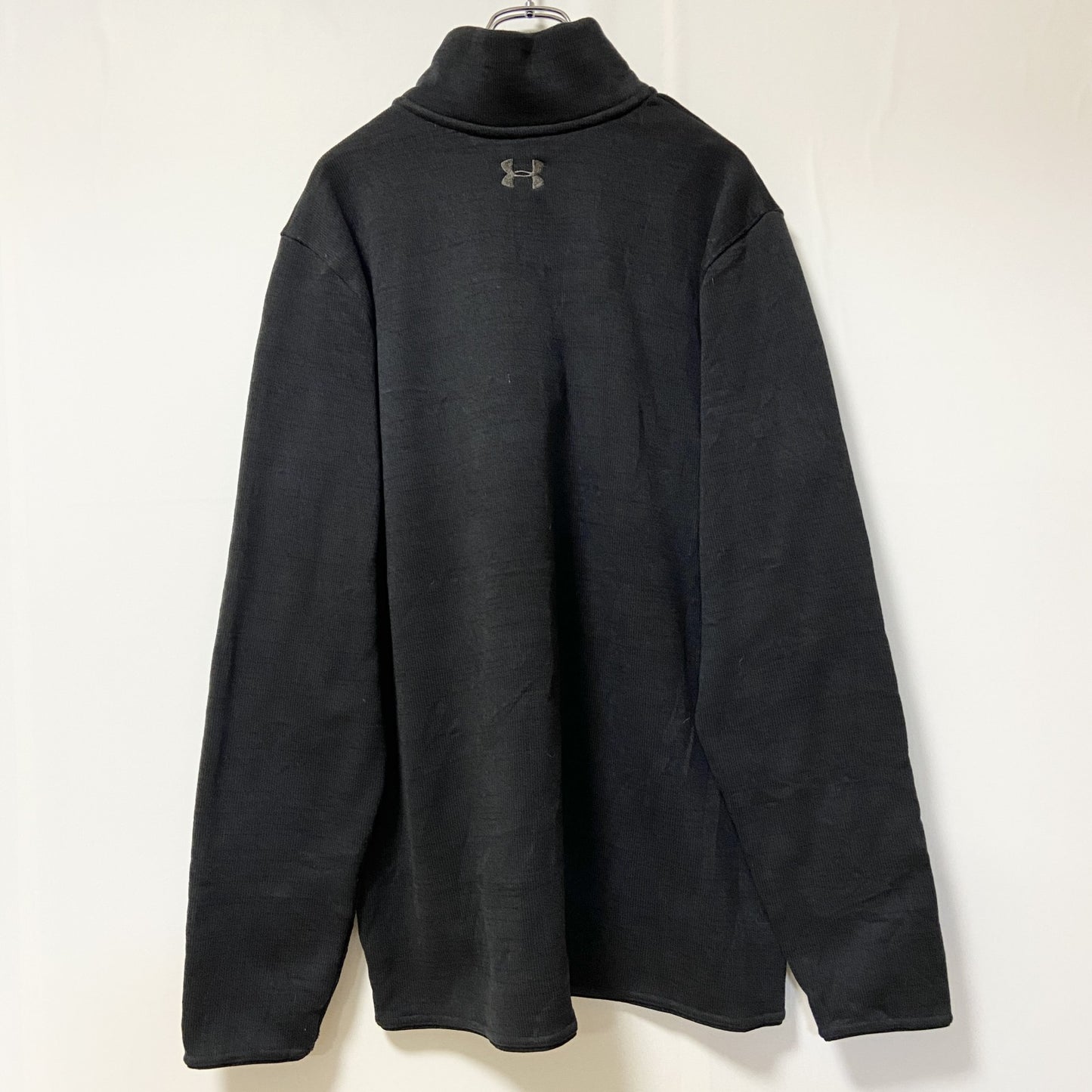 古着 used　UNDER ARMOU アンダーアーマー　ハーフボタンフリースジャケット　黒　ワンポイントロゴ刺繡　XXLサイズ