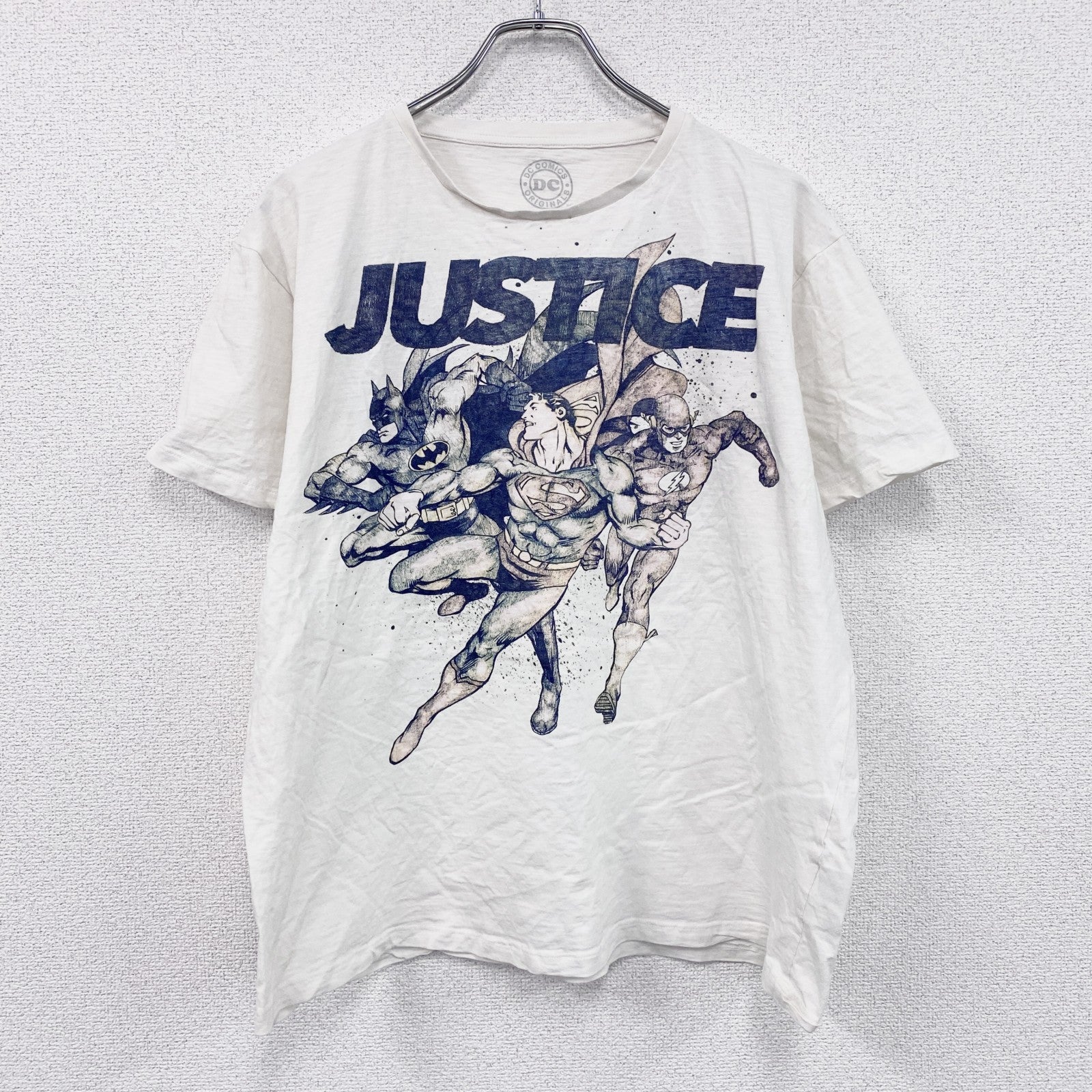 DCコミックス　 Justice League　ジャスティスリーグ　半袖Tシャツ　ムービーT　ベージュ　2XLサイズ　古着