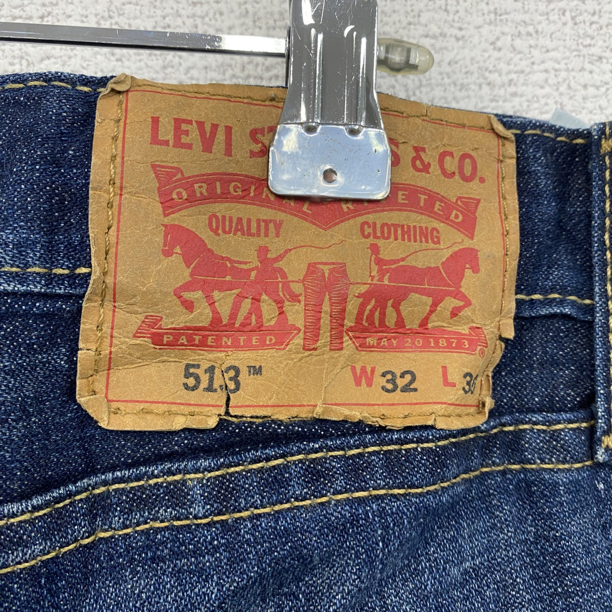 Levi’s　リーバイス　513　デニムパンツ/ジーンズ　縦落ち　インディゴ　W32サイズ　古着