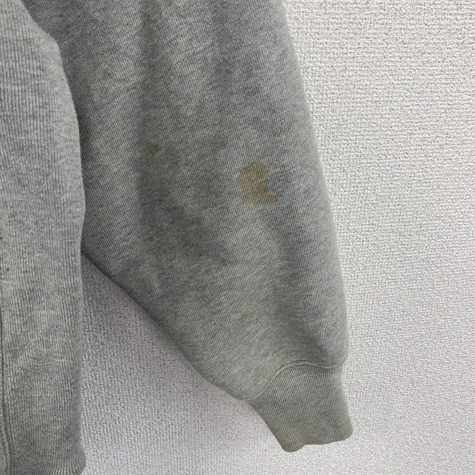 Champion　チャンピオン　リバースウィーブ　スウェットパーカー/フーディー　刺繍ロゴ　現行　灰色　グレー　Lサイズ　古着