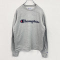 champion　チャンピオン　スウェット/トレーナー　ワッペン　クルーネック　現行　灰色　グレー　Sサイズ　古着