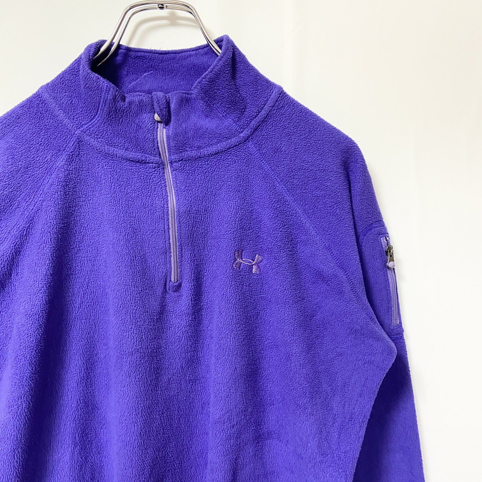UNDER ARMOUR アンダーアーマー　長袖ハーフジップフリースジャケット　紫　パープル　ロゴ刺繍 ハイネック　Mサイズ　古着