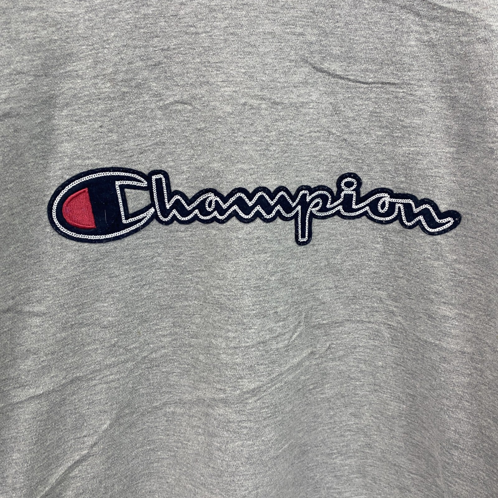 champion　チャンピオン　スウェット/トレーナー　ワッペン　クルーネック　現行　灰色　グレー　Sサイズ　古着
