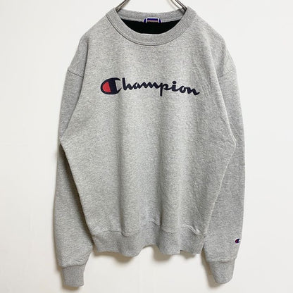 古着 used　Champion　チャンピオン　長袖ロゴプリントスウェット　トレーナー　クルーネック　グレー　Mサイズ