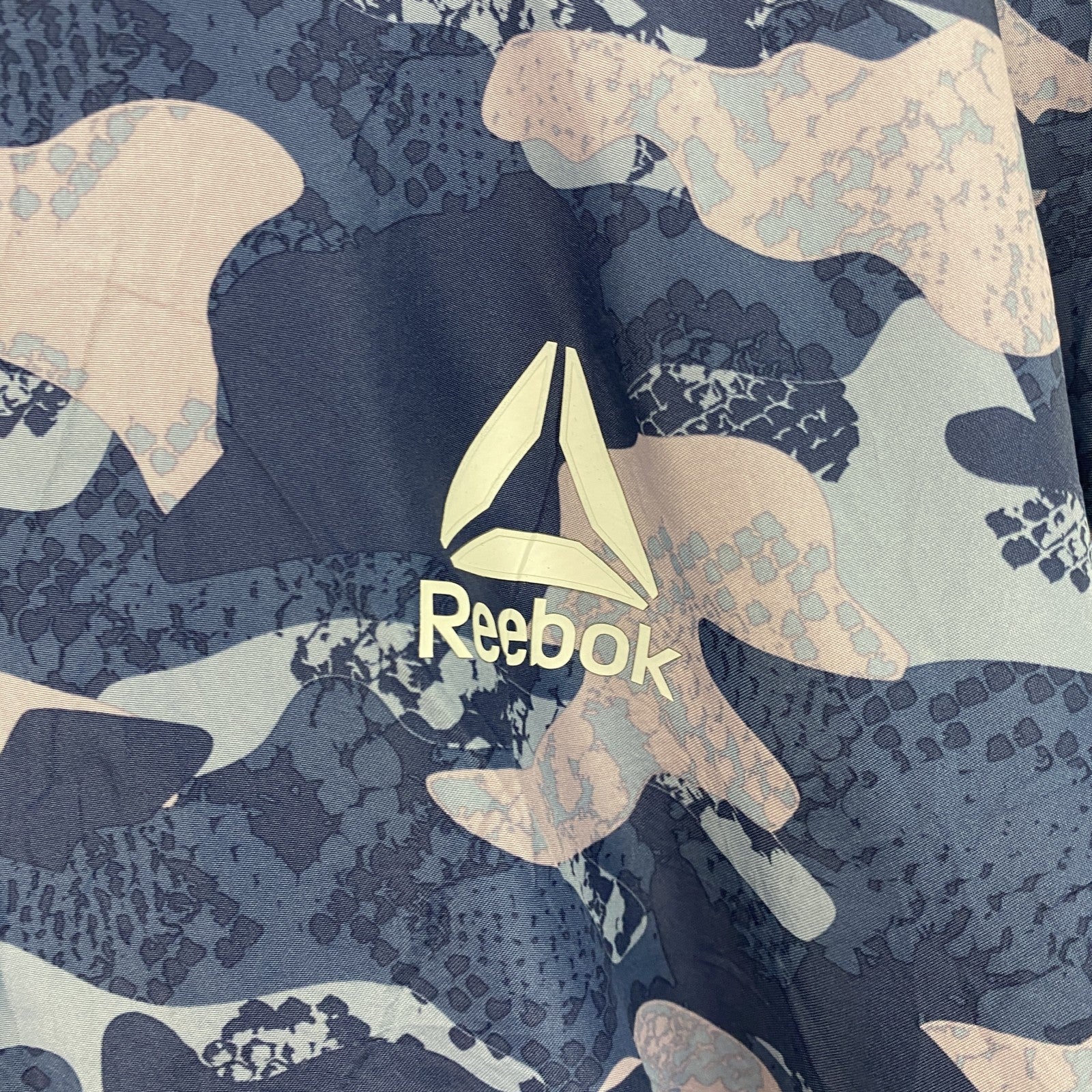 Reebok　リーボック　プルオーバージャケット　ハーフジップ　ワンポイント　カモ　ネイビー　紺　Mサイズ　古着