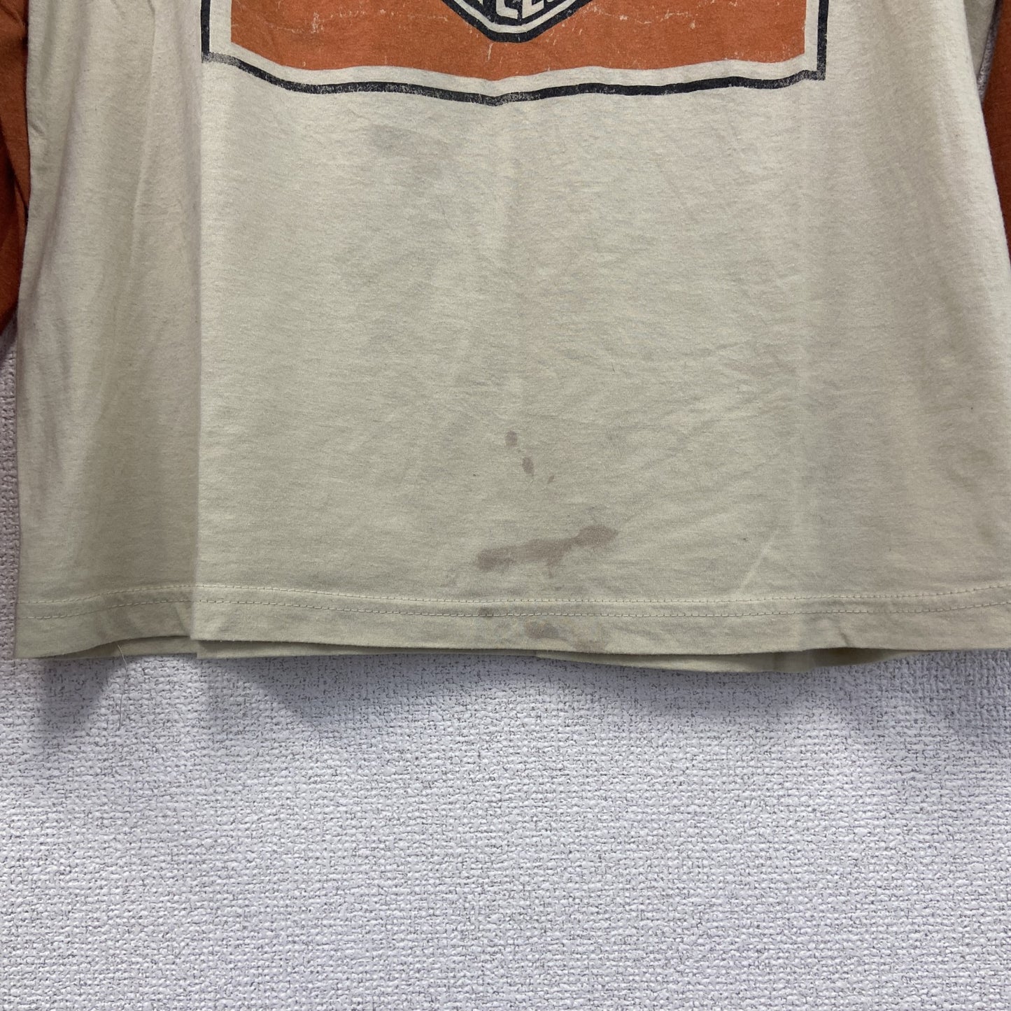 HARLEY DAVIDSON　ハーレーダビッドソン　長袖プリントTシャツ　オレンジ　ベージュ　Lサイズ